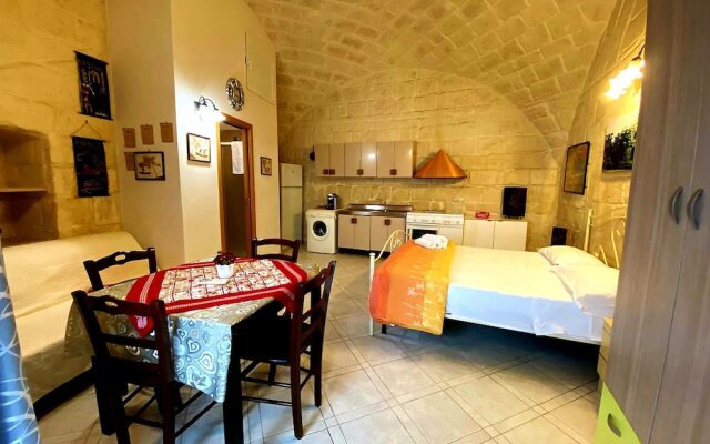 Studio In Trani 1 Km From The Beach