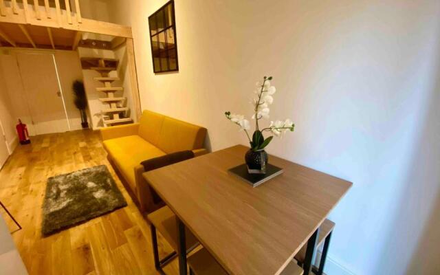 Flat 8, 10 St Johns