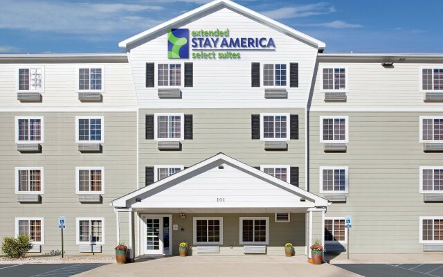 Extended Stay America Select Suites - Cleveland - Airport