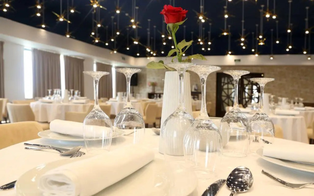 Azul Luxury Hotel - Palm Beach