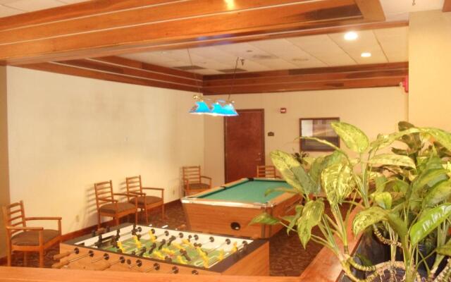 Quality Inn & Suites Pensacola Bayview