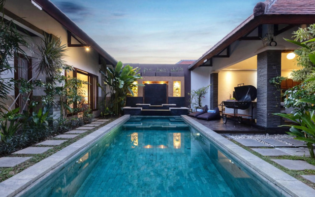 Villa Lapiz Lazuli Seminyak Kuta