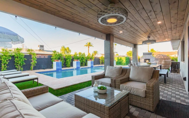 NEW The Kensington Custom Pool Al-fresco Living