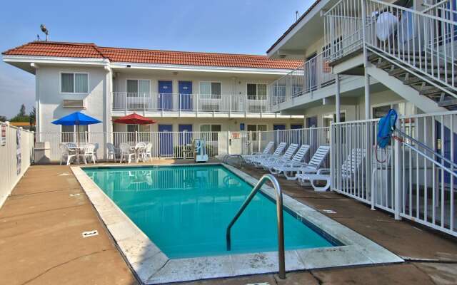 Motel 6 Sacramento, CA - Old Sacramento North