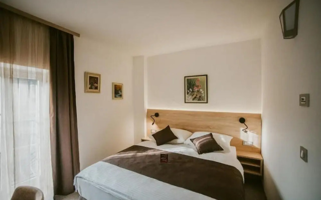 Pansion Bernarda Nova