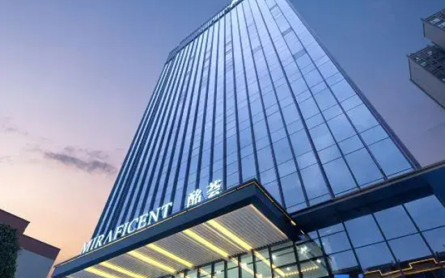 Jinsha Minghui Hotel (Deyang Zhongjiang)