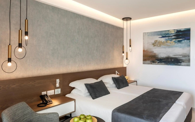 Pavlo Napa Beach Hotel