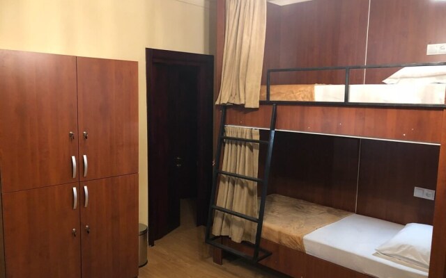 Ms Jackson Guesthouse  Hostel