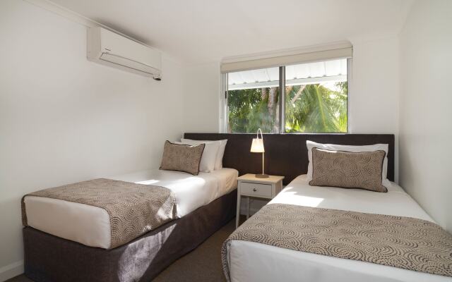 The White House Port Douglas