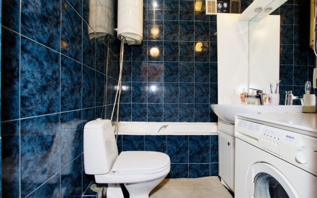 LUXKV Apartment on Gnezdnikovskiy