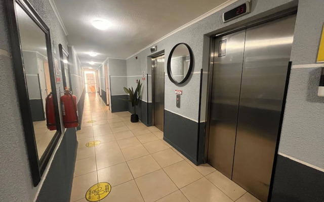 Oceana Suites Serrano