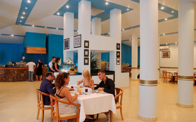 Wadi Lahmy Azur Resort