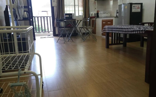 Ali Xayathit Apartment & Hotel