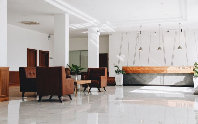 Phukaning Hotel
