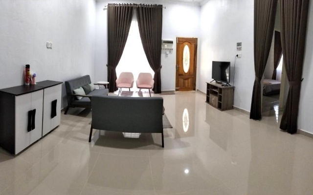 Wipah Guest House in Kampung Lundang, Kota Bharu – Guest Rooms – Kota Bharu