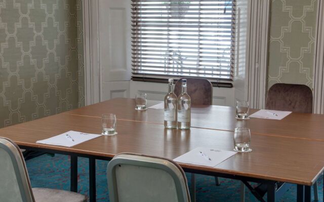 Dover Marina Hotel & Spa, Tapestry Collection by Hilton