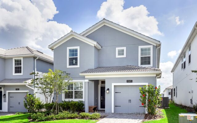 5 Bdrm Gated Golf Community Villa