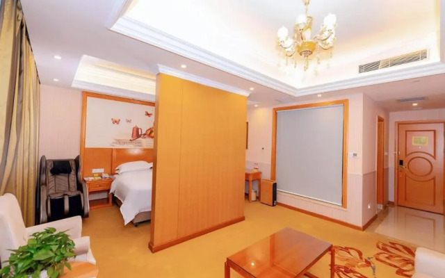 Vienna Hotel Shenzhen Longgang Ainan Road Branch