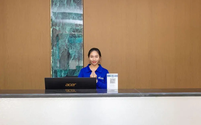 XL Patong Hotel