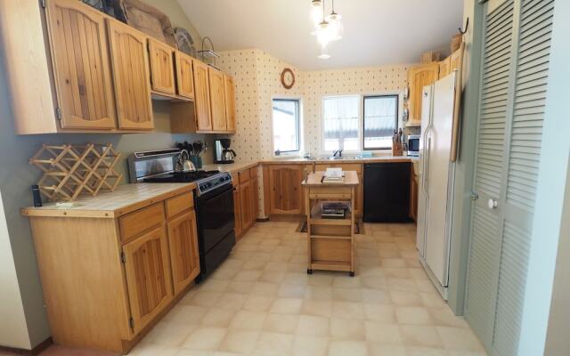 Whitetail - 4 Br Home