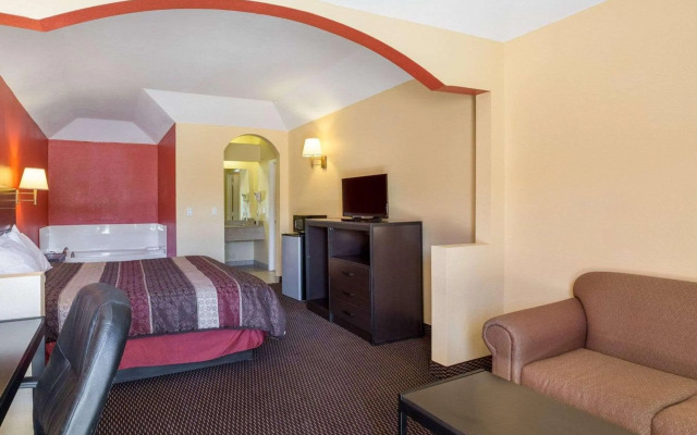 Rodeway Inn & Suites Humble, TX
