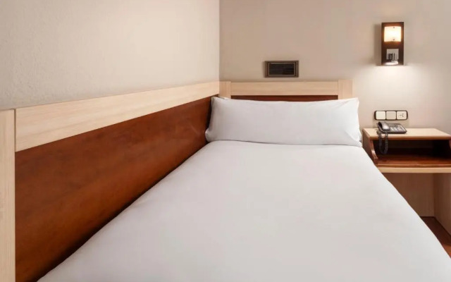 Hotel Zaragoza Royal