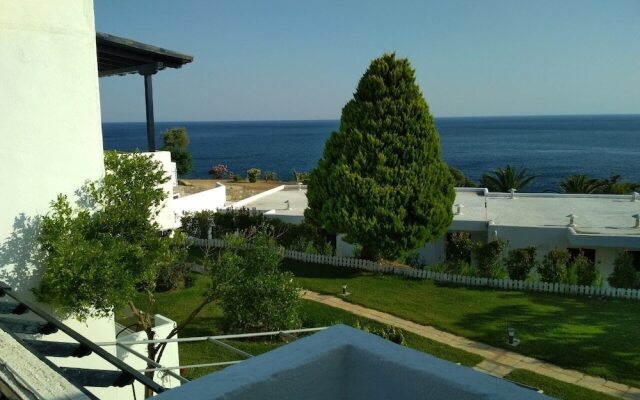 Samothraki Beach Apartments & Suites Hotel