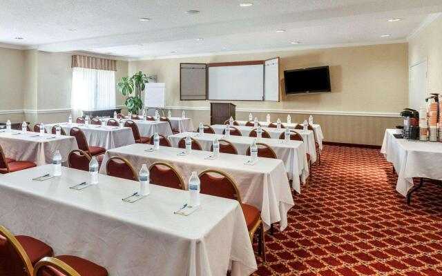 Comfort Inn & Suites Texas Hill Country