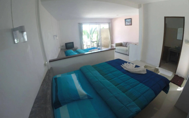 Moon Beach Resort