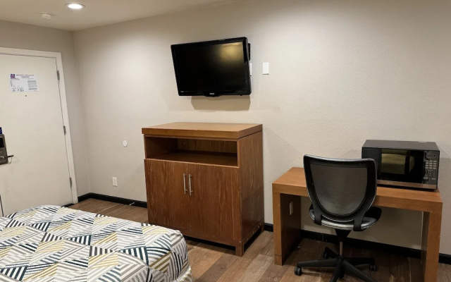 Motel 6 Ridgecrest, CA - China Lake