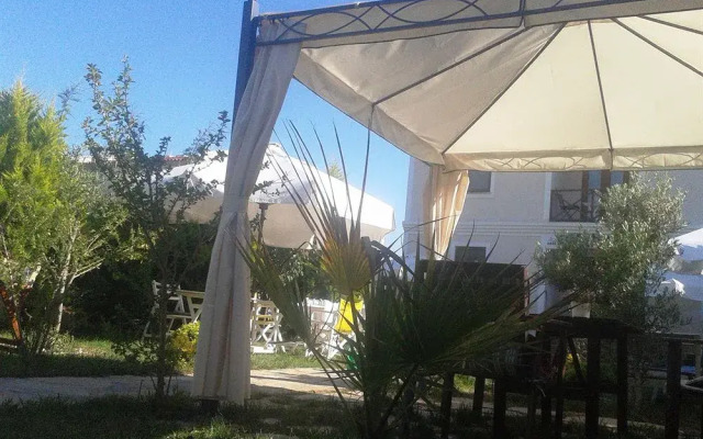 Ege Han Otel