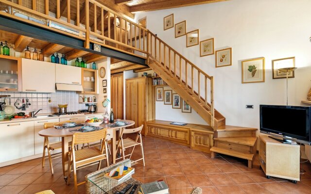 Grotten Loft with lake view and pool