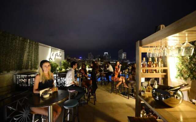 Le Patio Boutique Hotel