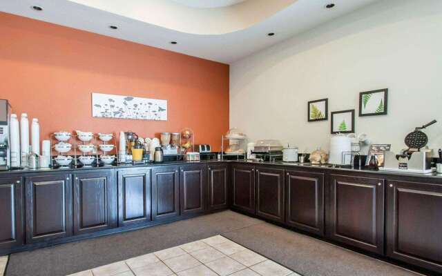 Sleep Inn & Suites Lake of the Ozarks