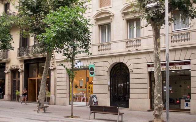 Отель LeMar Boutique Barcelona