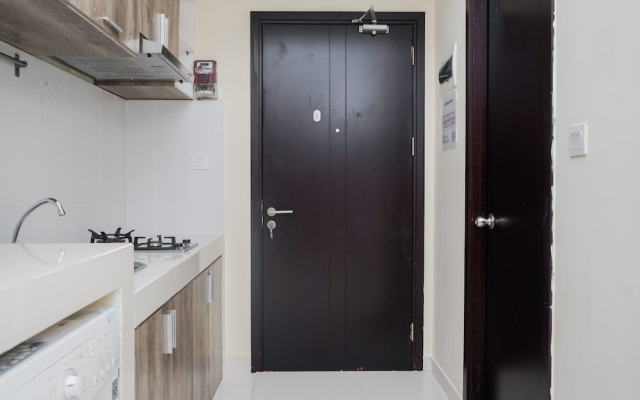 Homey And Simply Studio At Casa De Parco Apartment