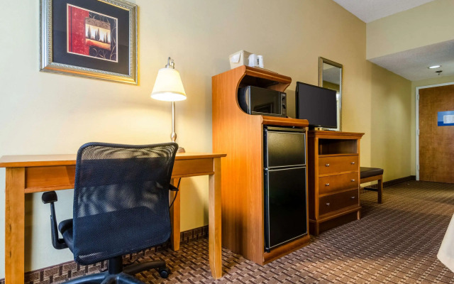 Quality Inn Lumberton North