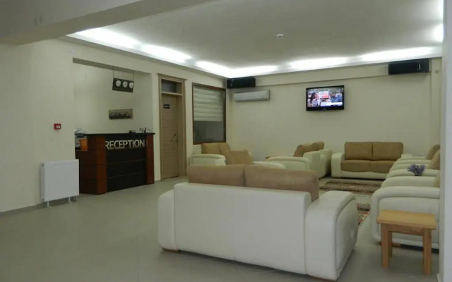 Akar Pansi̇yon