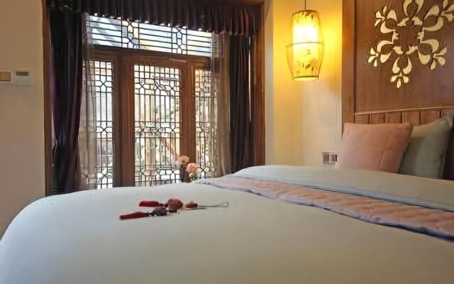 Floral Hotel·Yicheng Yijia Hotel(Dongda store of Zhangjiajie National Forest Park)