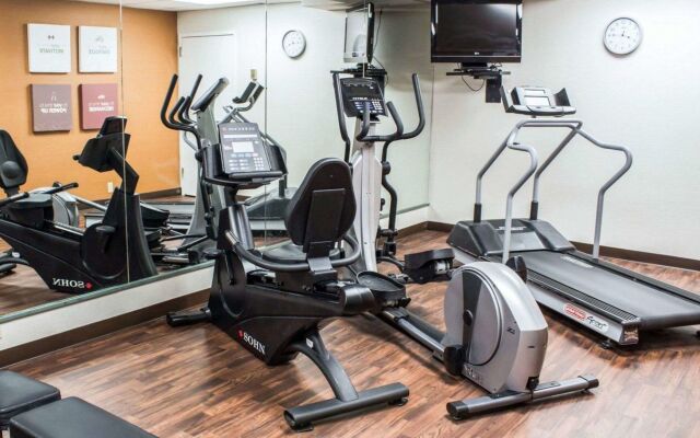 Four Points by Sheraton Greensboro Airport