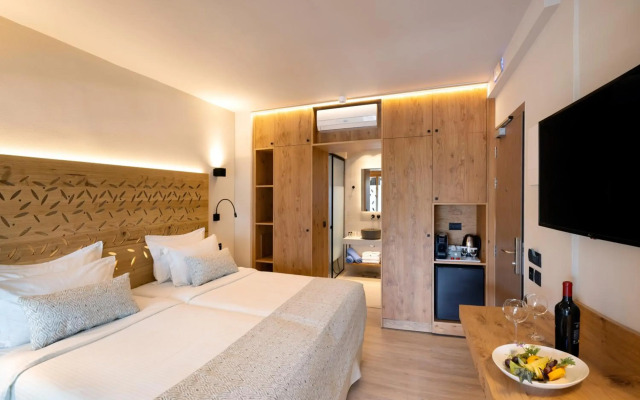 Atlantis Beach Hotel