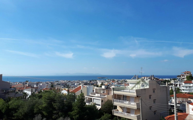 Sea view,big and comfortable appartment in Voula
