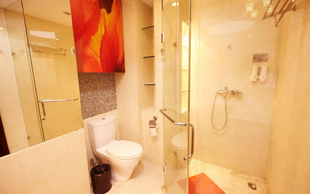 Sunny Private Apt Of Grand Continental
