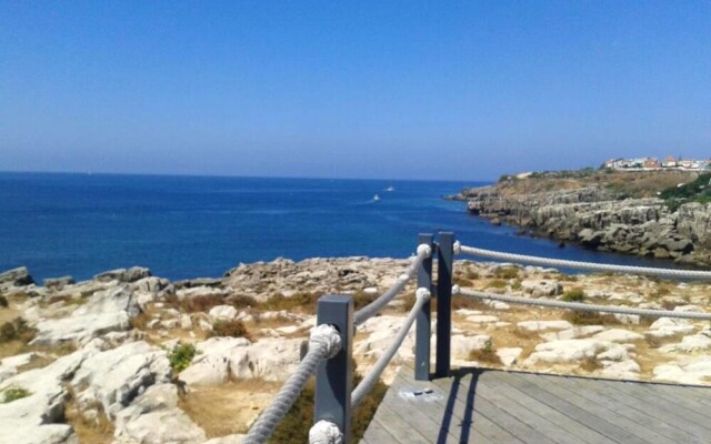 Apartment with One Bedroom in Peniche, with Terrace And Wifi - 400 M From the Beach