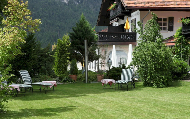 Hotel Edelweiss garni