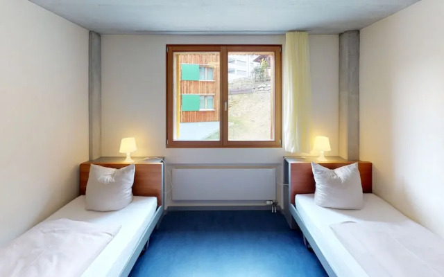 Reka-Feriendorf Disentis