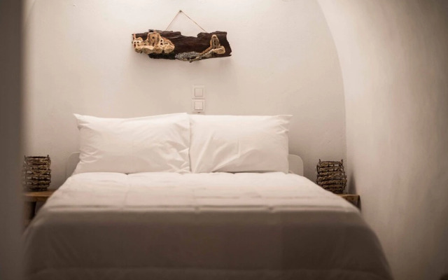The Grand Cave House
