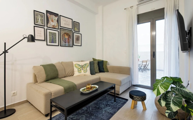 Zappa 2-BR Apt With Terrace in Athens