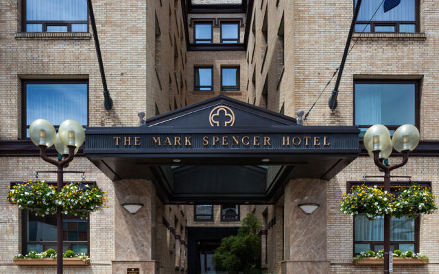 Mark Spencer Hotel