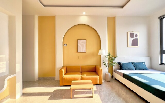 Corgi House Danang